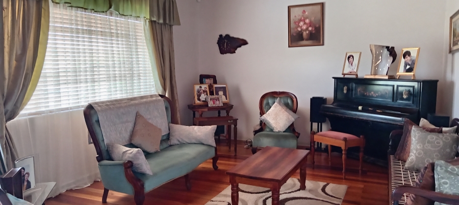 4 Bedroom Property for Sale in Van Riebeeck Hoogte Eastern Cape